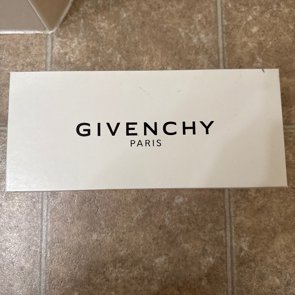 Givenchy shoebox